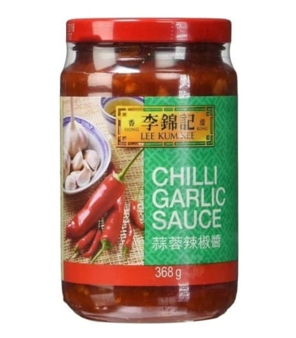 Lee Kum Kee Sos Chili z Czosnkiem 368g – Ostry i Aromatyczny